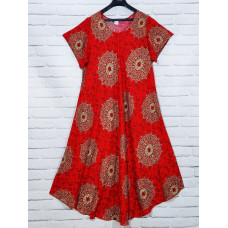Длинное женское платье из штапеля красное